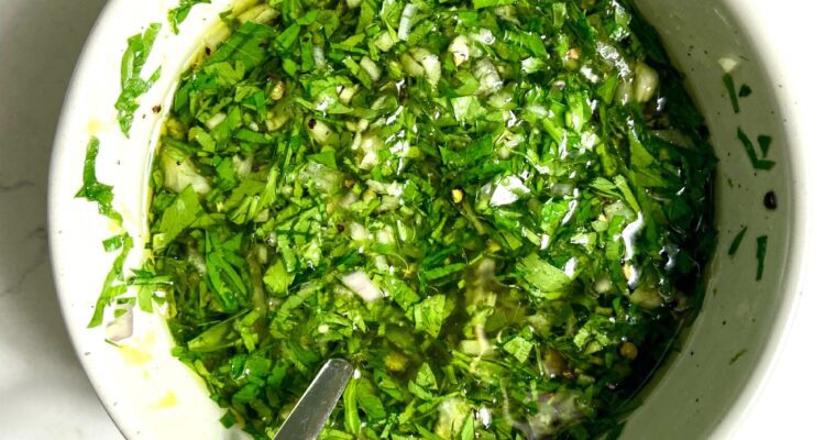 How to Make Chimichurri