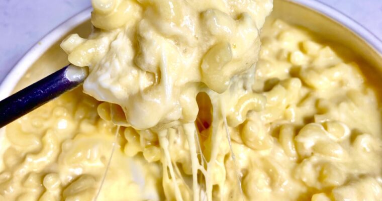 The Best Homemade Mac & Cheese!